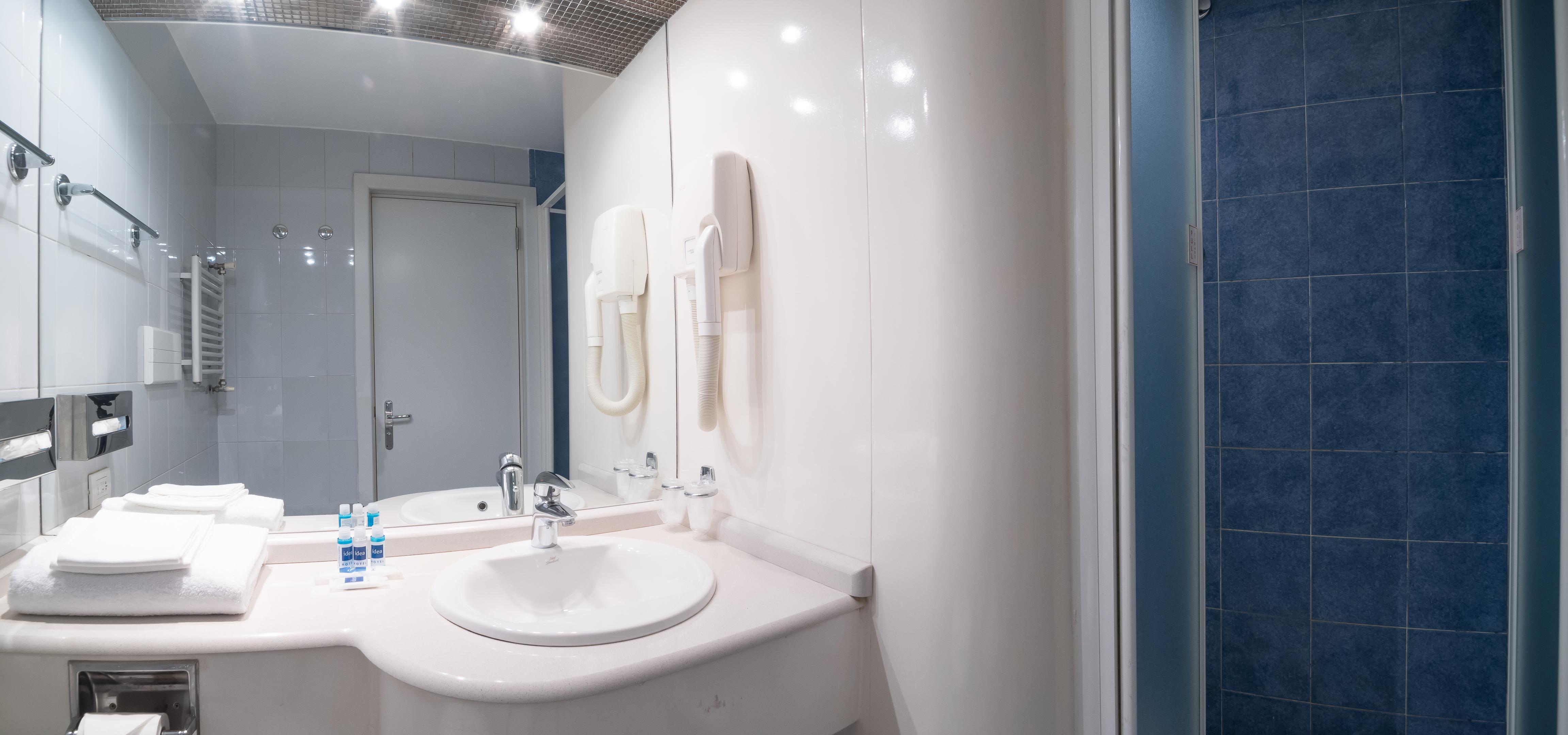 Idea Hotel Piacenza Esterno foto