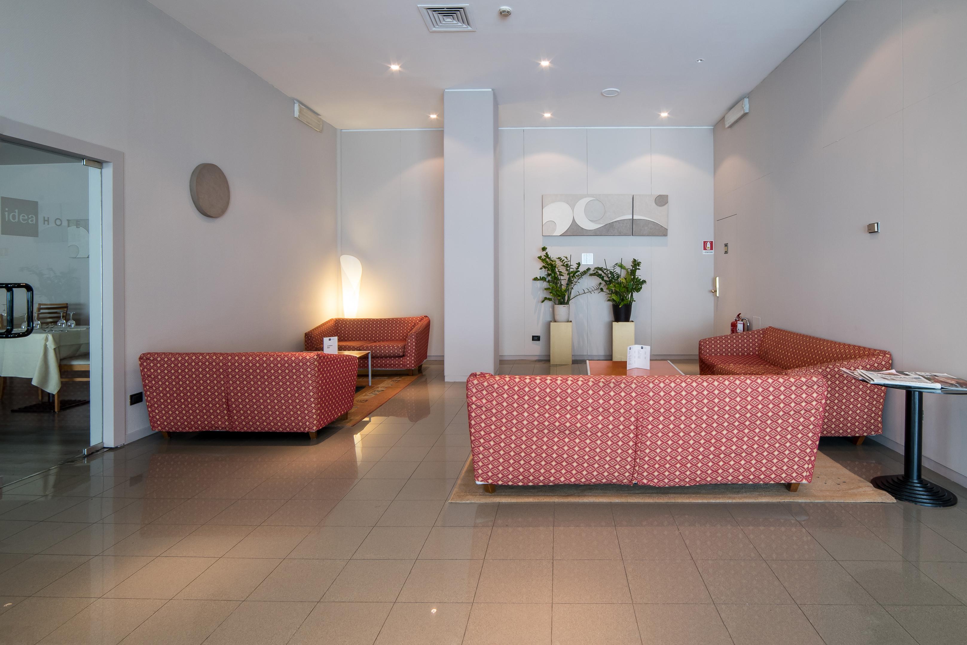 Idea Hotel Piacenza Esterno foto